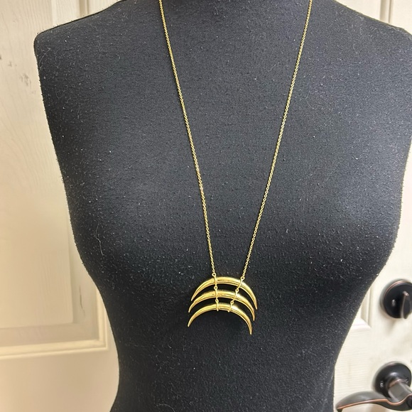 Gorjana Jewelry Nwt Gorjana Gold Necklace With Beautiful Accent